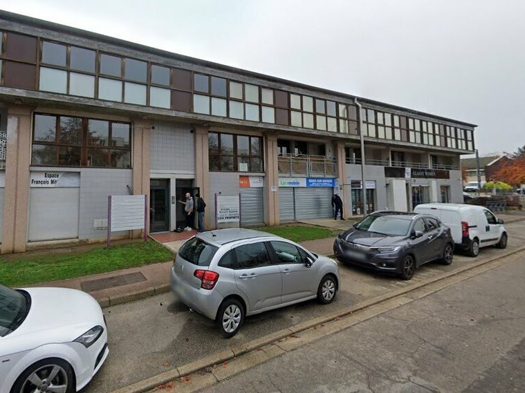 Vente bureaux 57.09 m² non divisibles