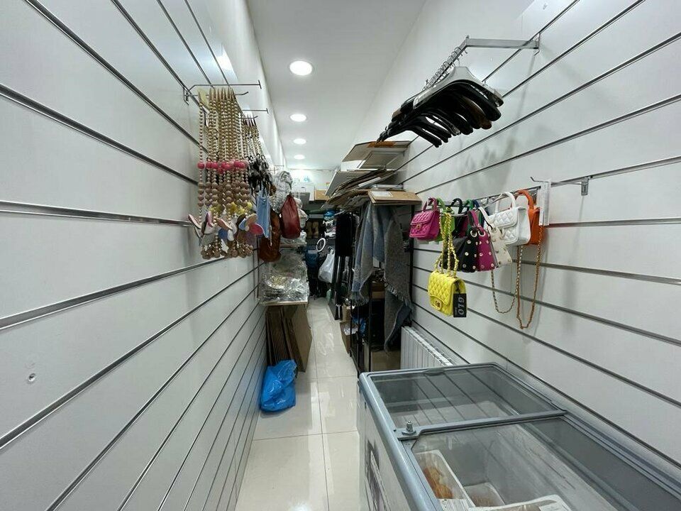 90 m² pour ce local commercial en location à Lyon 6