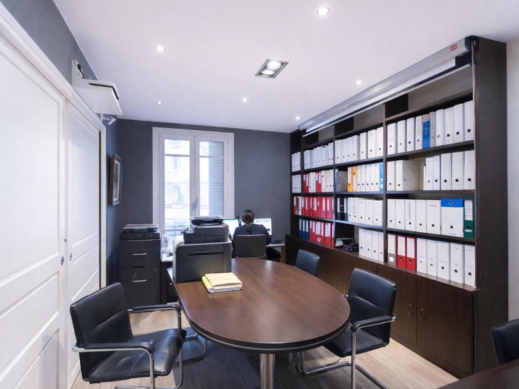 Vente bureaux 100 m² non divisibles