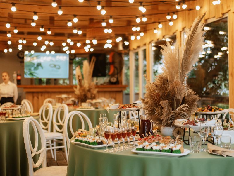 Vente local 1.00 m² à PARAY LE MONIAL