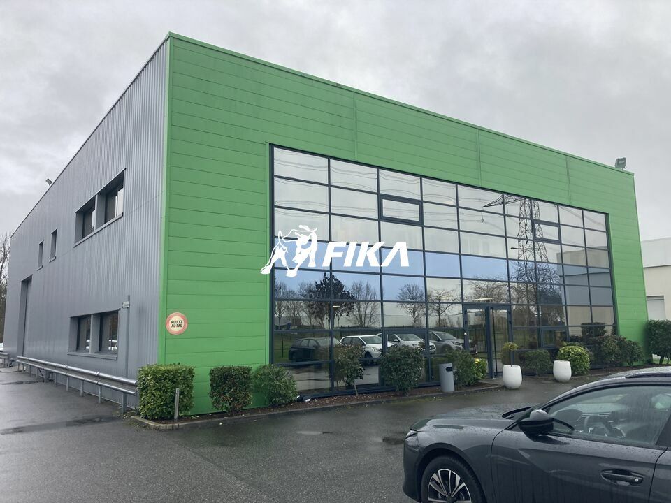 Vente local d''activites 960 m² non divisibles