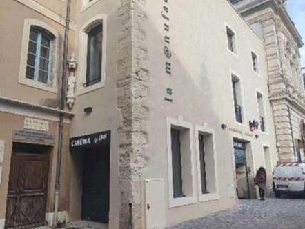 Location local commercial 50 m² non divisibles