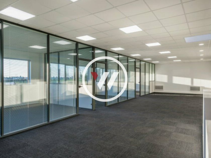 Vente local d''activites 450 m² non divisibles