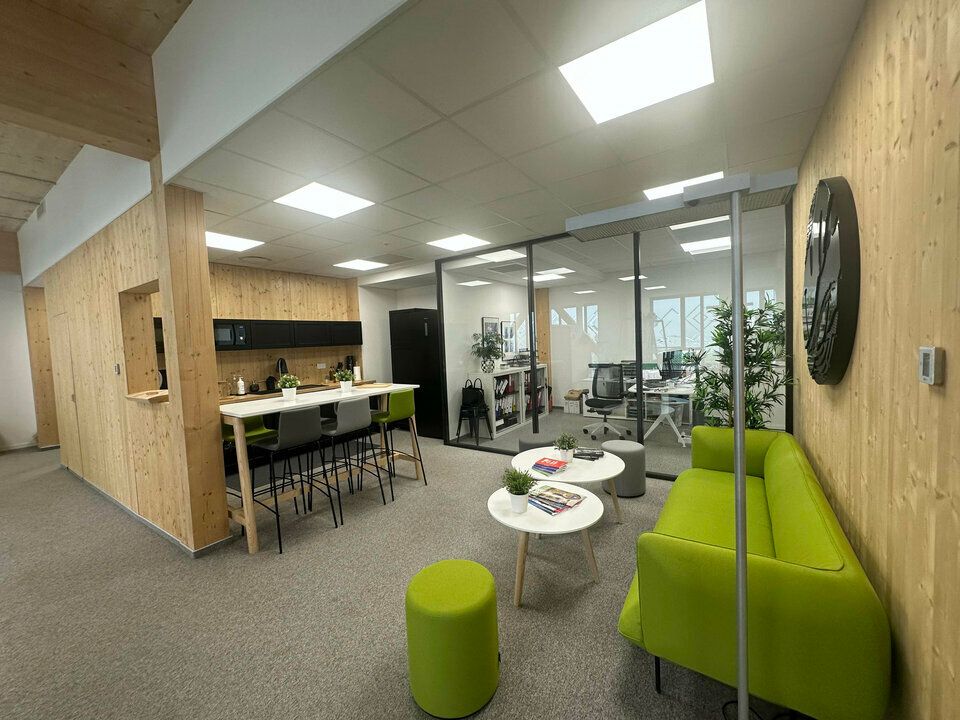 558.01 m² pour ce bureaux en location à Schiltigheim