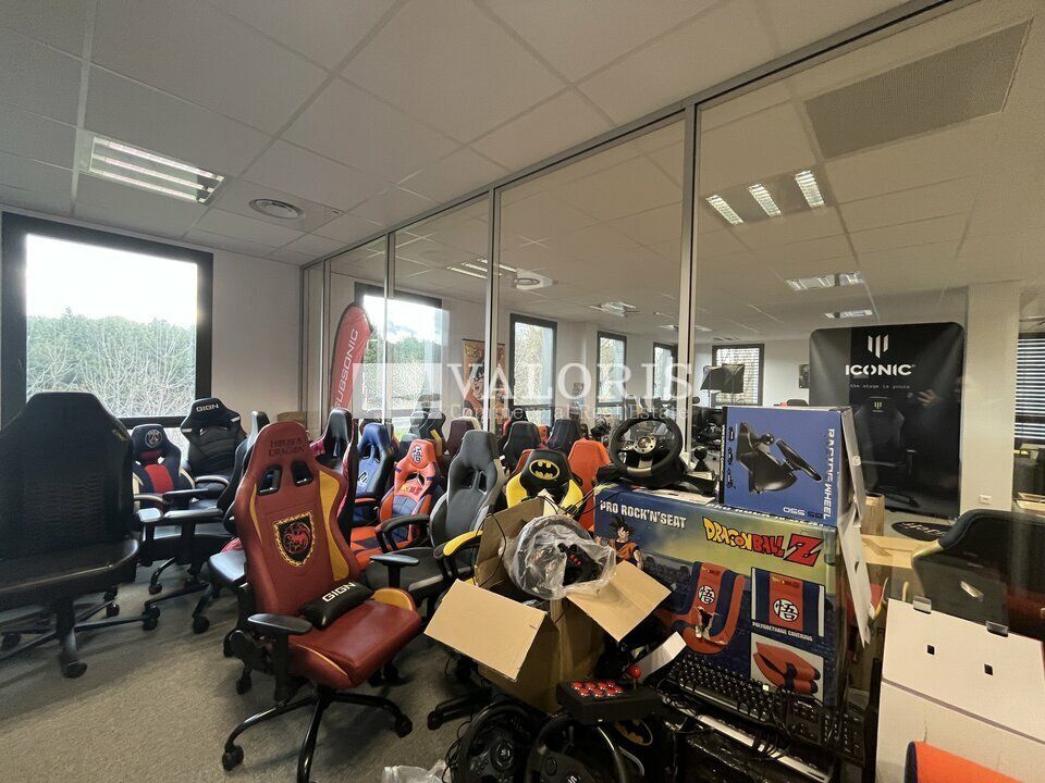 279.9 m² pour ce bureaux en location à Limonest