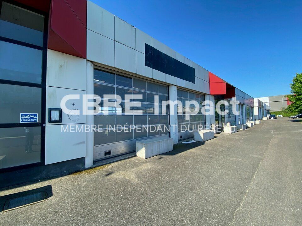 Location local d''activites 284 m² non divisibles