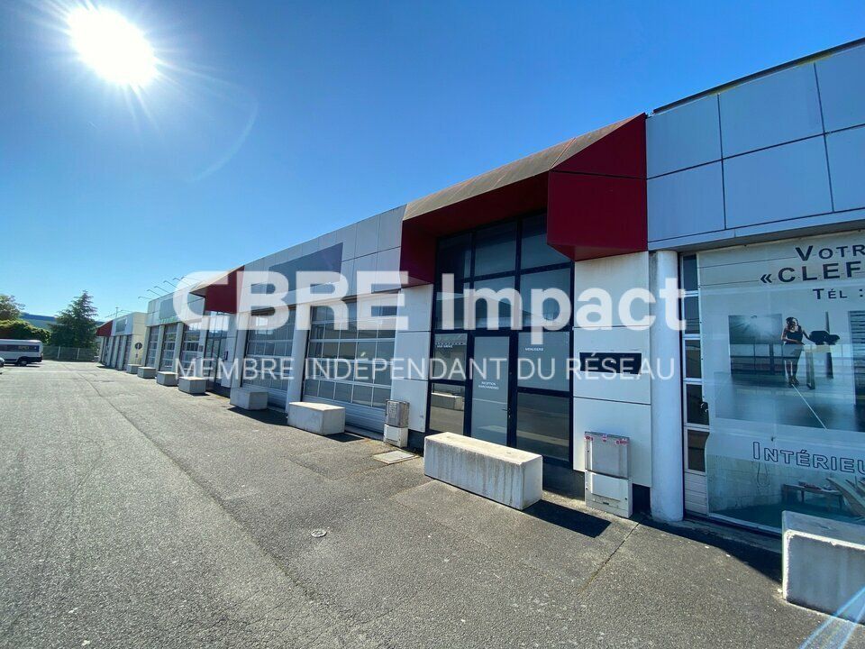 Location activité/entrepôt - 284 m²