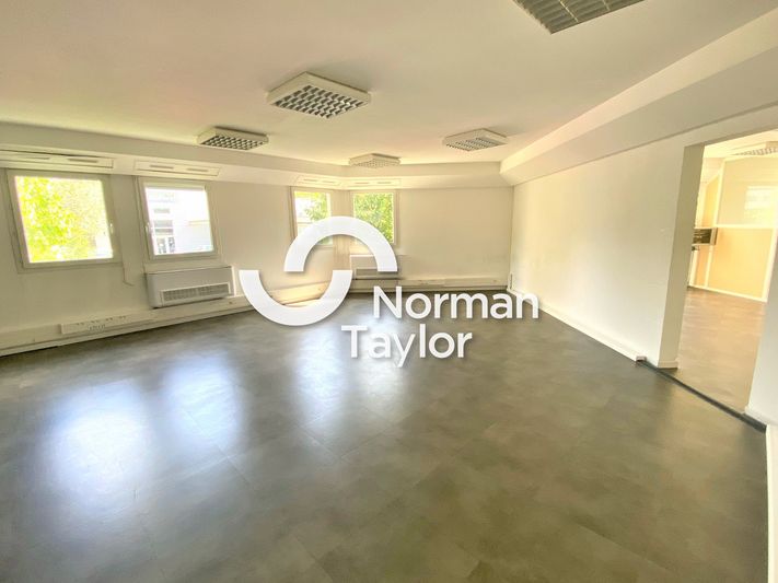 Location bureaux 366.8 m² divisibles à partir de 80 m²