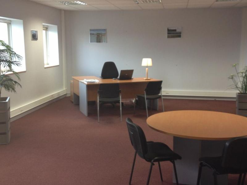 Location bureaux 70 m² divisibles à partir de 45 m²