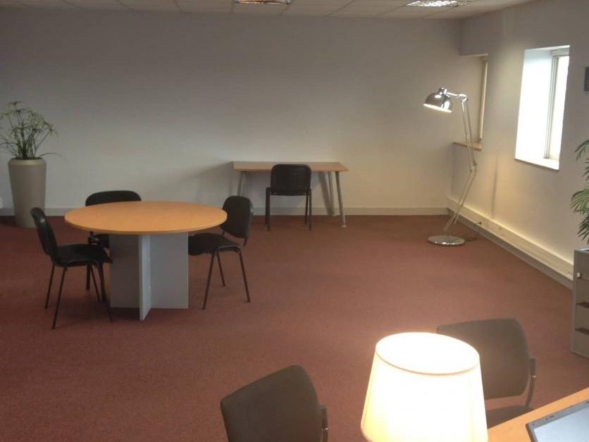 Location bureaux 220 m² divisibles à partir de 150 m²