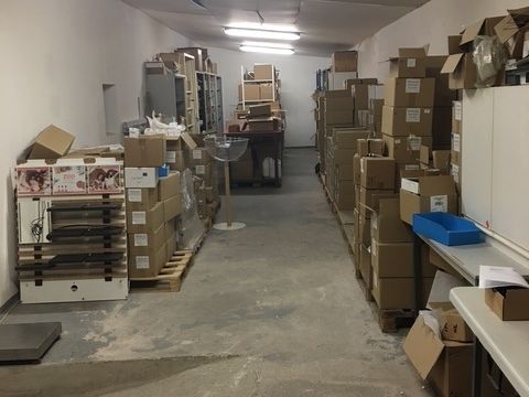 Vente entrepôts 470 m² non divisibles