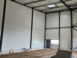 Location entrepôts 981 m² non divisibles