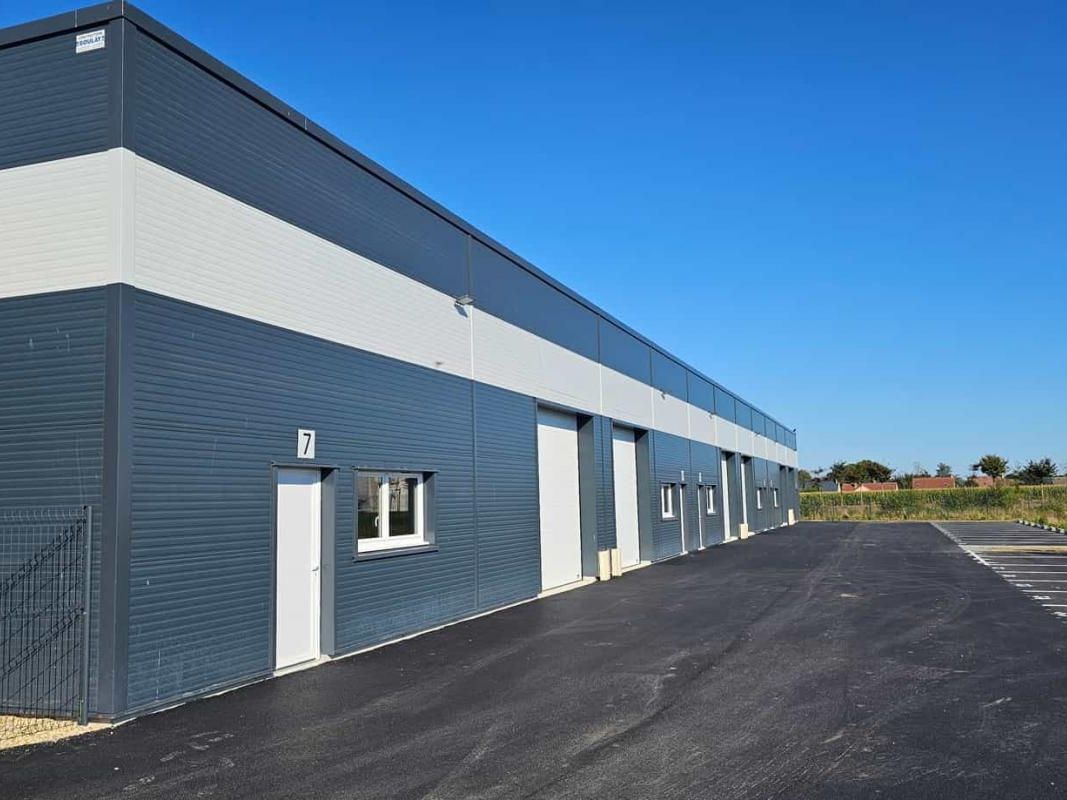 Location entrepôts 144 m² divisibles à partir de 99 m²