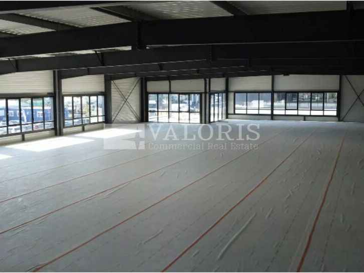 Valoris Real Estate vous propose à la location des locaux d'activité à Arnas au sein d'un parc neuf. Idéal pour des activités Pluri-destinations : industrielle, artisanale, showroom, bureaux.