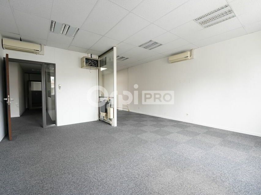 BUREAUX A LOUER - 170 m² - VILLEURBANNE 
