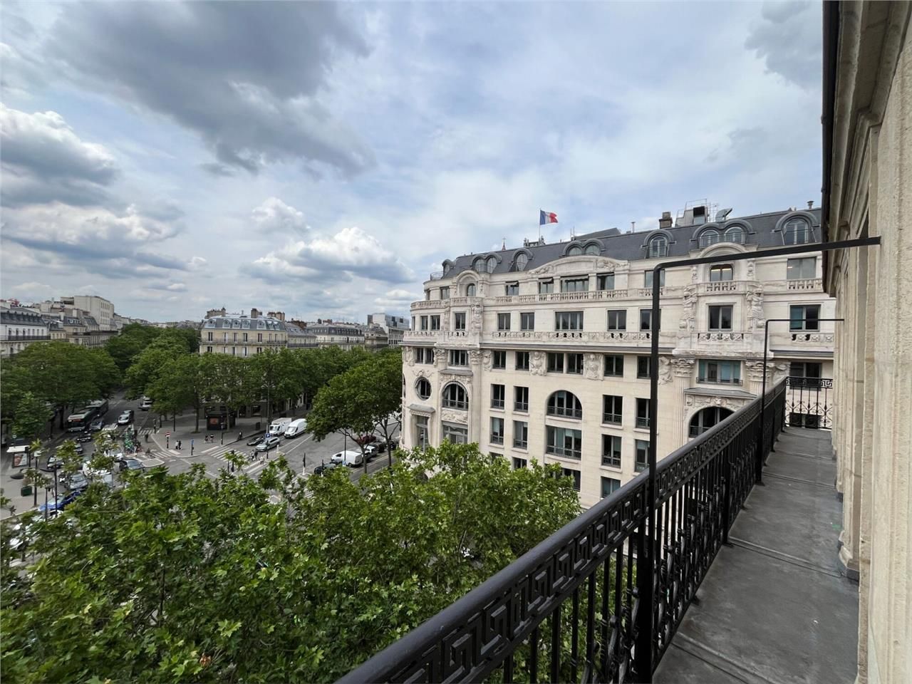 Location bureaux 448.95 m² à Paris