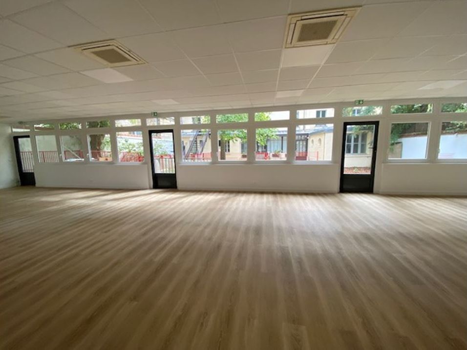 Location bureaux 112 m² non divisibles