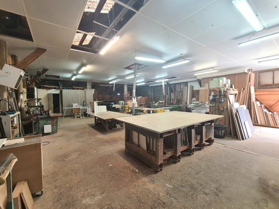 Vente entrepot 390 m² non divisibles