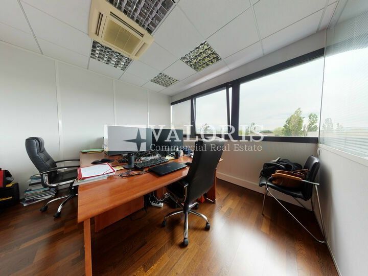 426.27 m² pour ce bureaux en vente à Dardilly