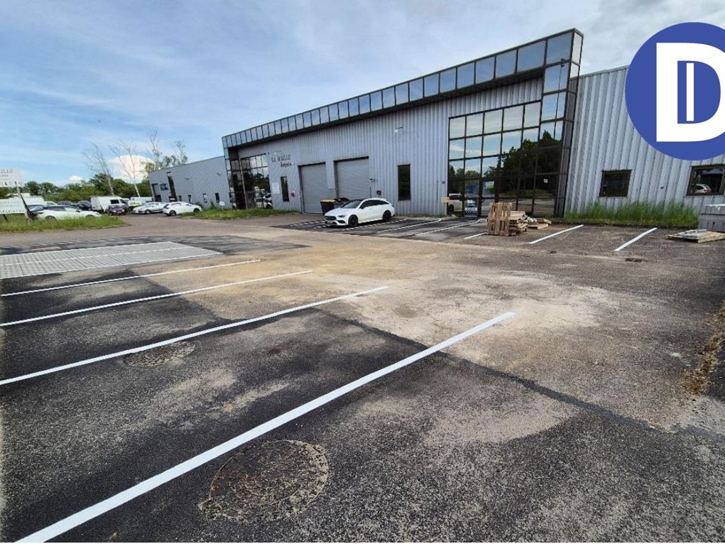 Vente activites 1000.00 m² non divisibles