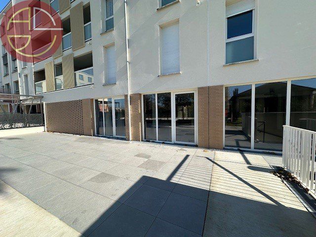 Vente local commercial 130 m² à TOULOUSE