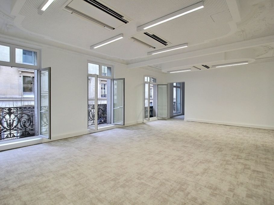 Location bureaux 235 m² non divisibles
