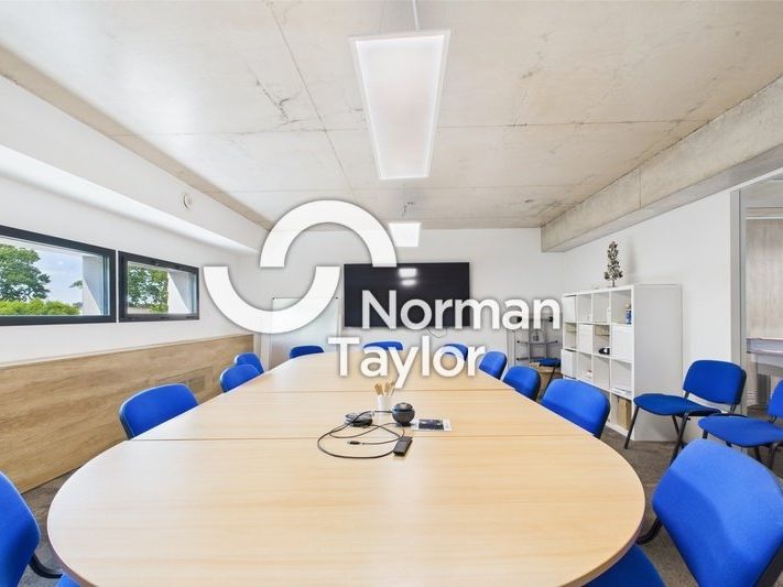 Vente bureaux 329 m² non divisibles