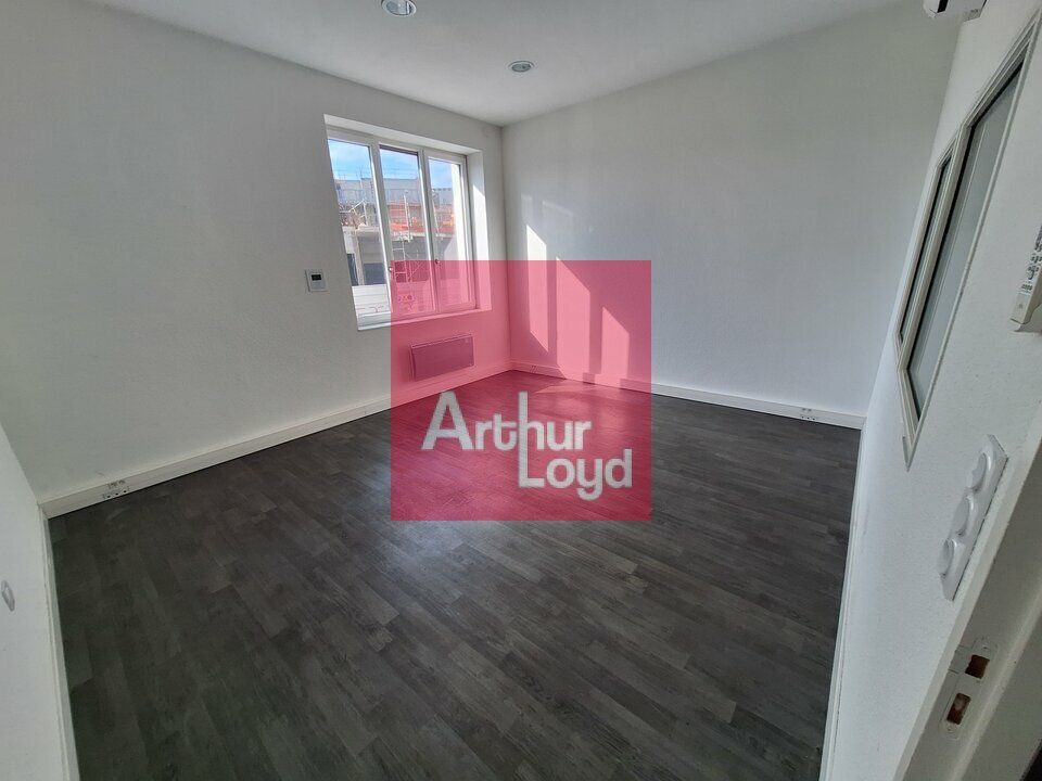 CLERMONT-FERRAND A LOUER BUREAUX  400M²