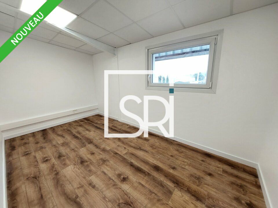 170 m² pour ce bureaux en location à Cournon d'auvergne