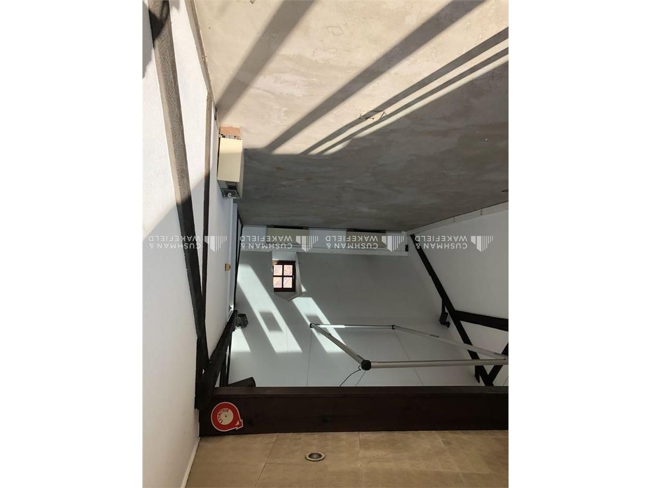 Vente bureaux 298 m² non divisibles