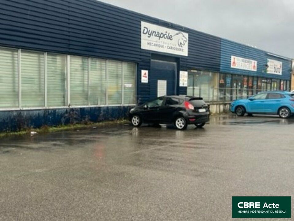 Location local d''activites 760 m² non divisibles
