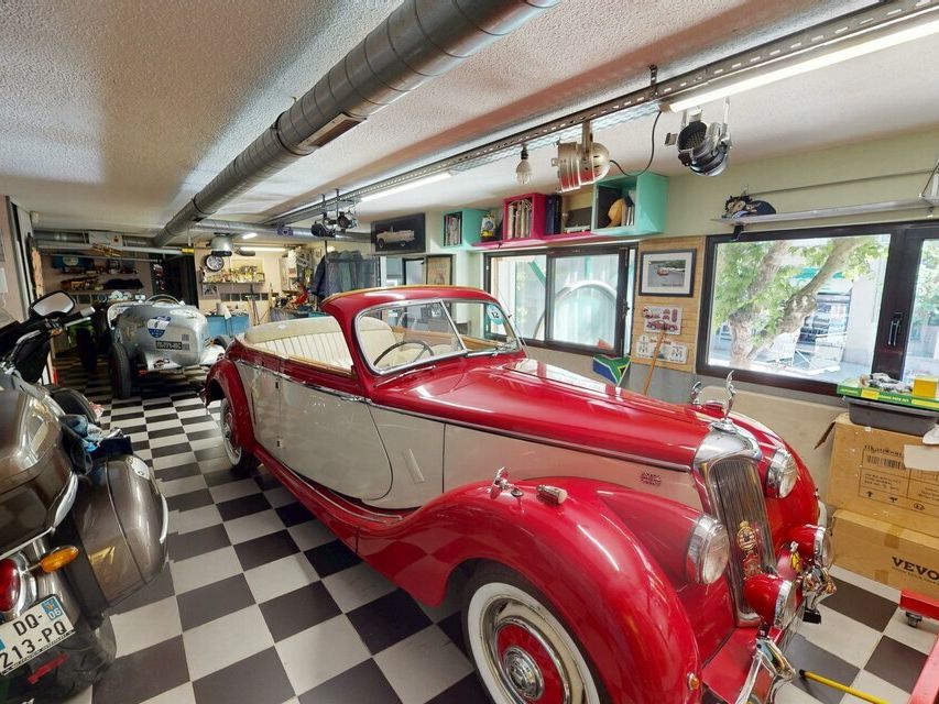 Vente local d''activites 141 m² non divisibles