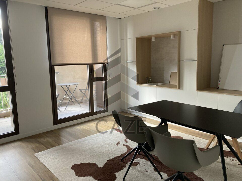 MEES (40) - BUREAUX/LOCAUX PROFESSIONELS A VENDRE