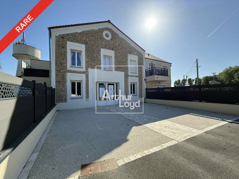 Location local commercial 110 m² non divisibles