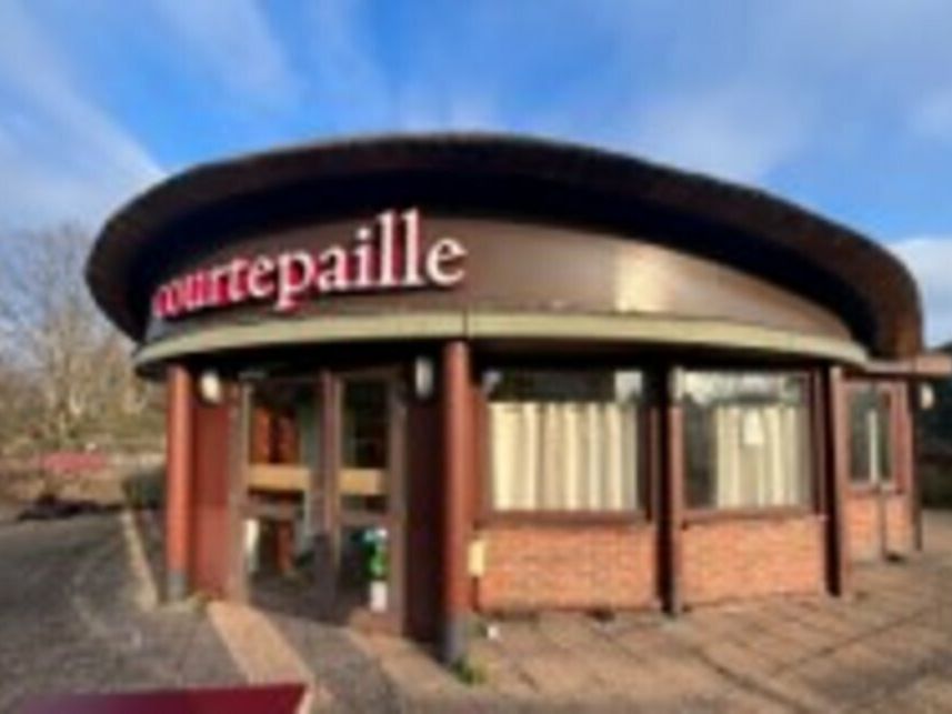 Location local commercial 291.5 m² non divisibles