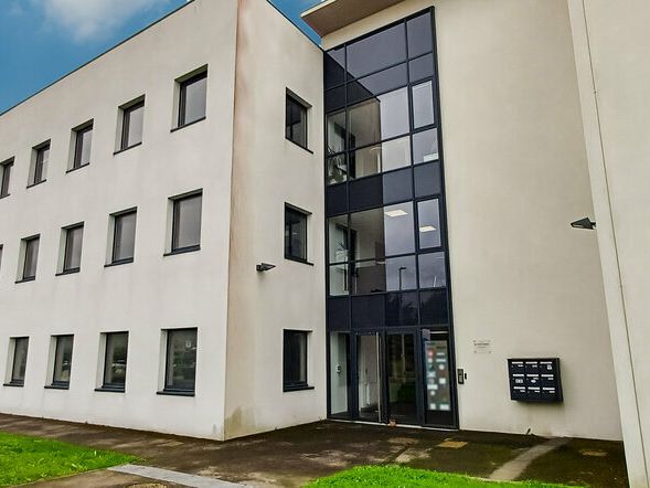 Location bureaux 53 m² non divisibles