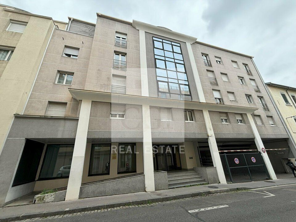 Vente bureaux 85.79 m² non divisibles