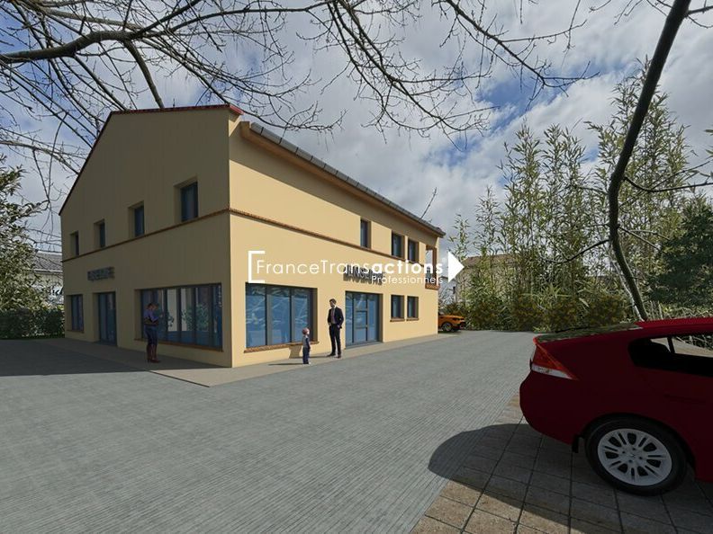 A LOUER LOCAUX COMMERCIAUX 101 à 203 m² PECHBONNIEU 