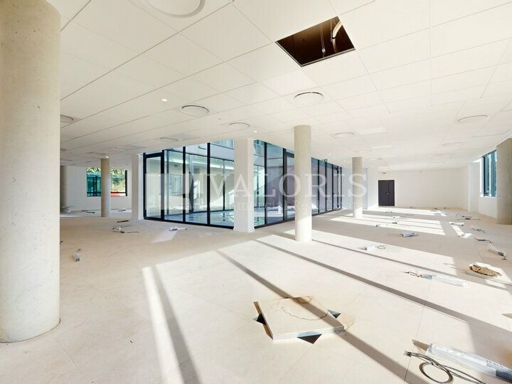 Location bureau - 2606 m²