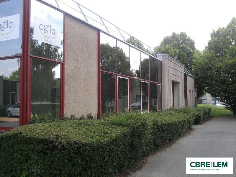Location bureaux 161 m² non divisibles
