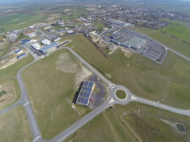 Vente terrain 6438 m² divisibles à partir de 4925 m²