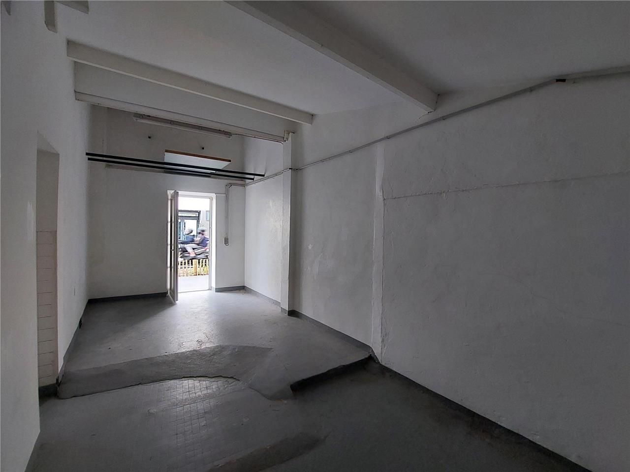 Location local commercial 20 m² à Boulogne-Billancourt