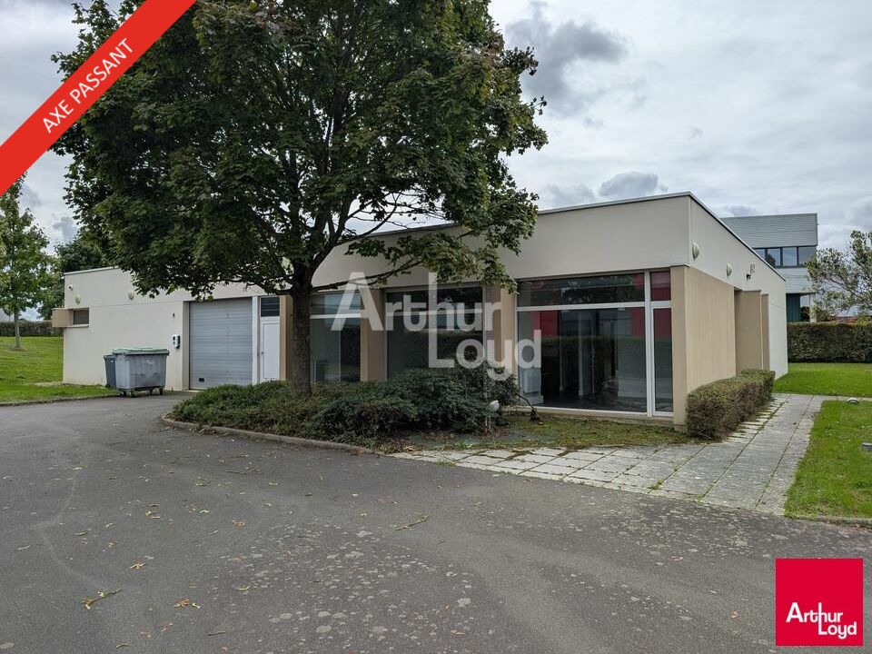 PACE - LOCAL D'ACTIVITE A LOUER - 350 M² AVEC BELLE VISIBILITE