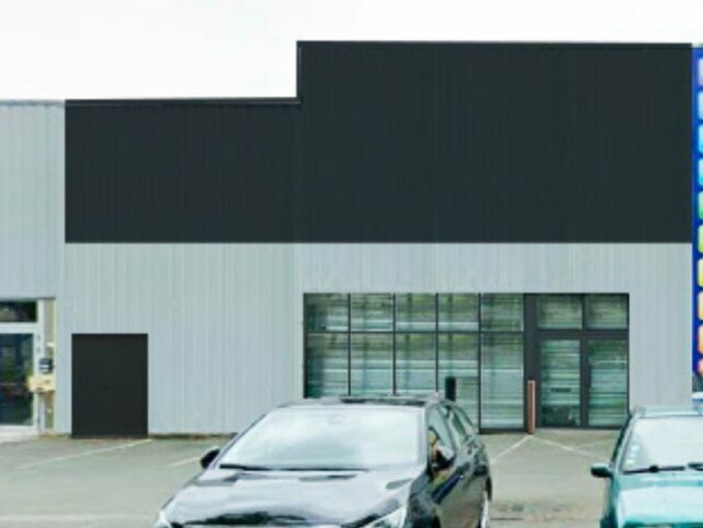 Local commercial à vendre - 540 m²