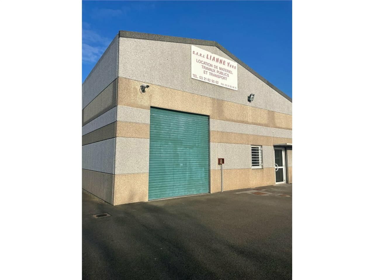 Location local d''activites 110 m² non divisibles