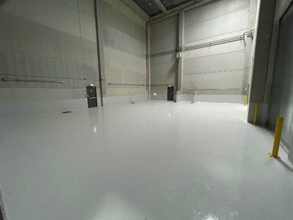 cellule de stockage d'environ 12 593 m² - A louer 