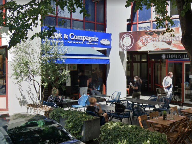 Vente local commercial 230.29 m² non divisibles