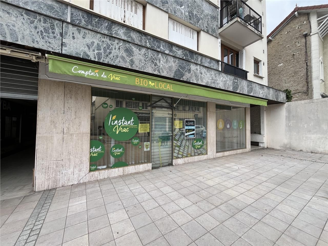 Location local commercial 67 m² à Rambouillet