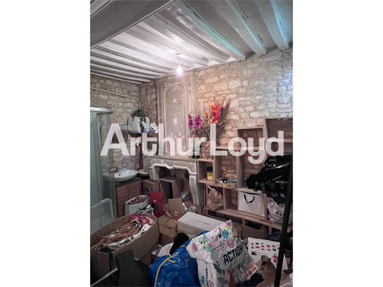 Location local commercial 87.00 m² à CAEN