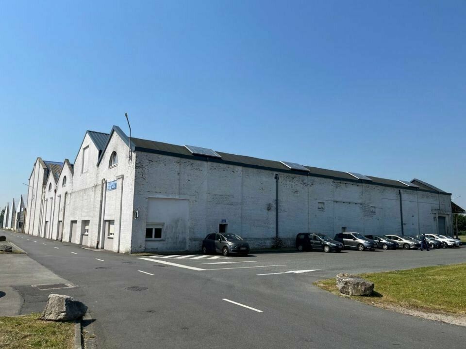 Bâtiment industriel à louer de 3014m² - Calais (62)